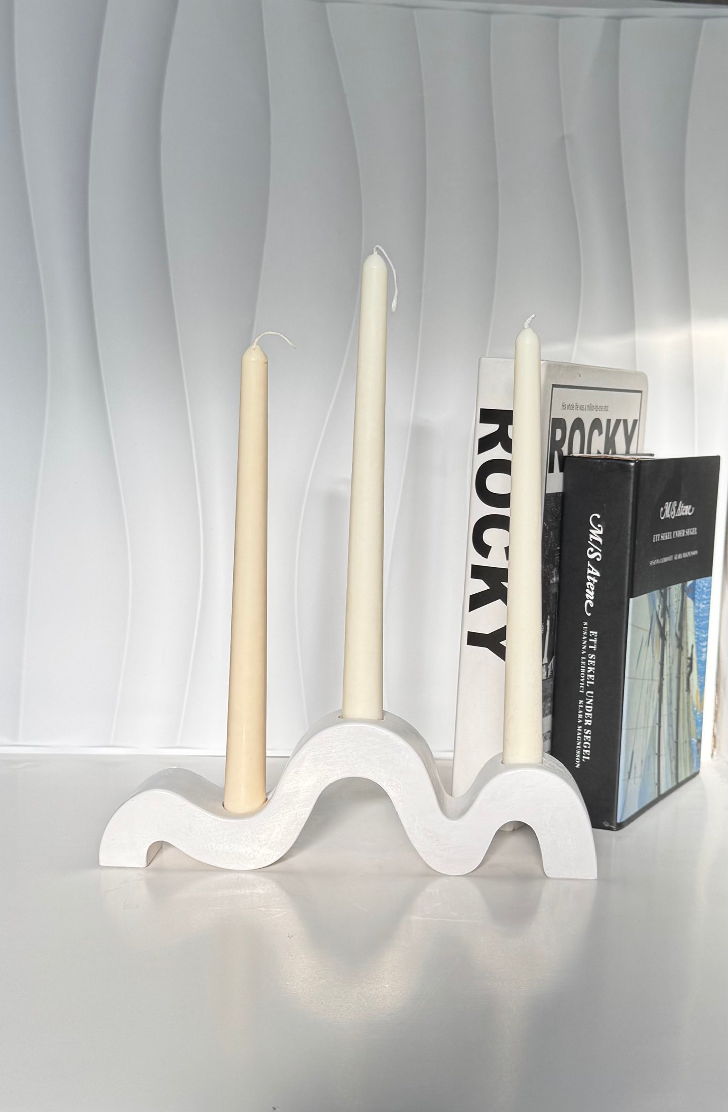 Wavy Candle Stand