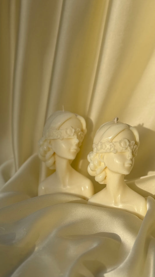 Madame Bloom Candle